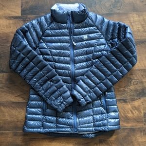 SOLD - Women's Mountain Hardware Ghost Whisperer